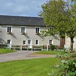 Ancienne Longere Renovee Avec Piscine Privative Et Animaux Admis - Fr-1-489-201