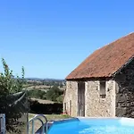 Ancienne Longere Renovee Avec Piscine Privative Et Animaux Admis - Fr-1-489-201 * Echassieres
