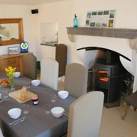 Ancienne Longere Renovee Avec Piscine Privative Et Animaux Admis - Fr-1-489-201