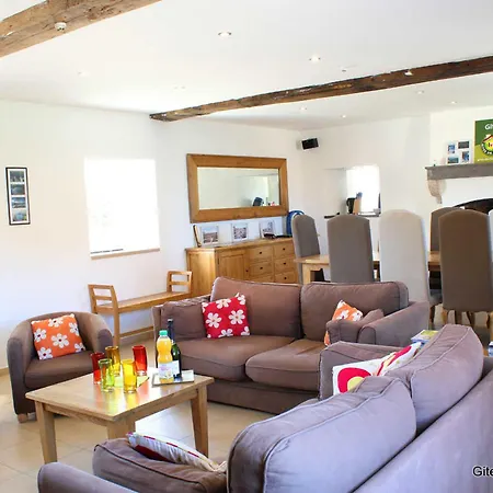 Ancienne Longere Renovee Avec Piscine Privative Et Animaux Admis - Fr-1-489-201