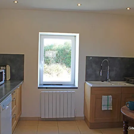 Holiday home Ancienne Longere Renovee Avec Piscine Privative Et Animaux Admis - Fr-1-489-201 Echassieres
